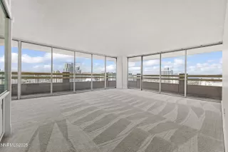 Photo #2: 250053820 Listing