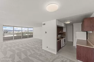 Photo #5: 250053820 Listing