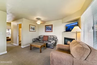 Photo #2: 250053828 Listing