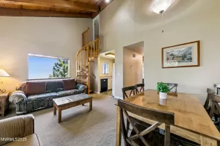 Photo #2: 250053847 Listing