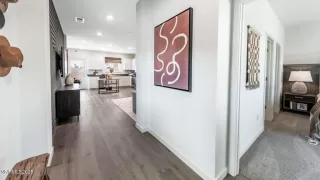 Photo #2: 250053850 Listing