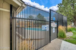 Photo #6: 250053915 Listing