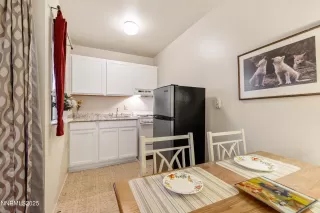 Photo #1: 250054011 Listing 