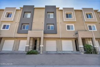 More Details about MLS # 250054032 : 3046 STERLING RIDGE CIRCLE