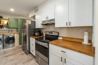 Photo #5: 250054056 Listing