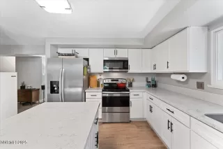 Photo #2: 250054113 Listing 