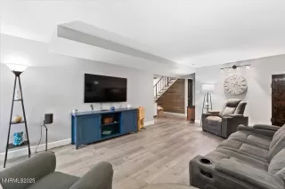 Photo #3: 250054113 Listing 