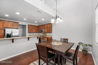 Photo #5: 250054121 Listing