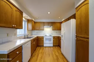 Photo #4: 250054162 Listing 