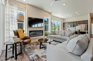 Photo #6: 250054203 Listing