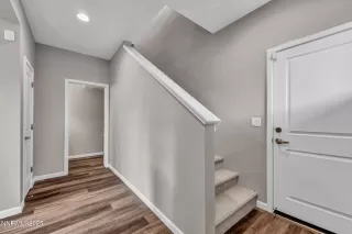 Photo #2: 250054228 Listing