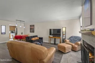 Photo #3: 250054281 Listing