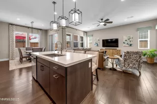 Photo #6: 250054321 Listing 