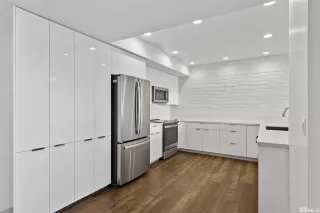 Photo #2: 250054353 Listing 