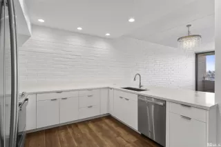 Photo #5: 250054353 Listing 