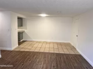 Photo #3: 250054420 Listing 