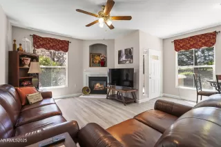 Photo #5: 250054425 Listing