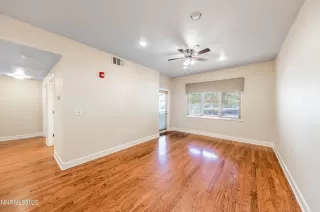 Photo #5: 250054551 Listing