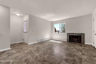 Photo #5: 250054596 Listing 