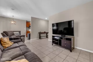 Photo #2: 250054601 Listing