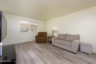 Photo #5: 250054624 Listing 