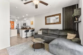 Photo #6: 250054677 Listing