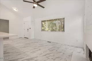 Photo #2: 250054686 Listing