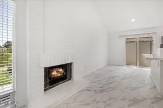 Photo #5: 250054686 Listing