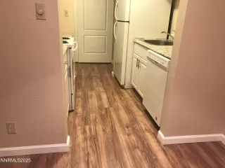 Photo #4: 250054735 Listing 