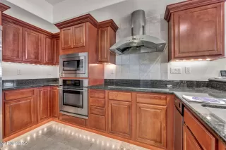 Photo #4: 250054740 Listing