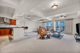 Photo #6: 250054740 Listing