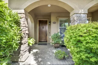 Photo #1: 250054741 Listing