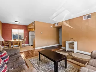 Photo #2: 250054822 Listing 