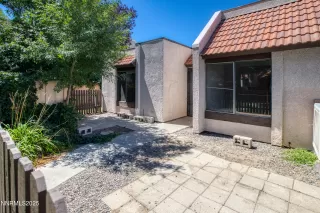 Photo #1: 250054856 Listing 