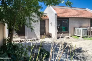 Photo #2: 250054856 Listing 