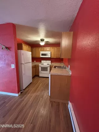 Photo #3: 250054879 Listing 