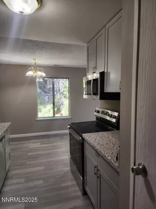 Photo #3: 250054953 Listing 