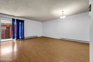 Photo #5: 250054969 Listing