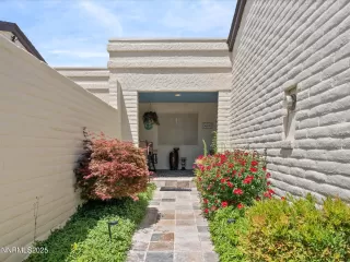 Photo #1: 250055036 Listing 