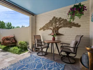 Photo #2: 250055036 Listing 