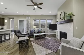 Photo #3: 250055096 Listing