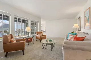 Photo #4: 250055308 Listing