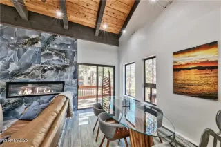 Photo #1: 250055337 Listing