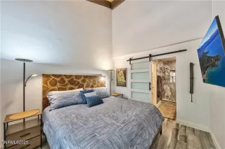 Photo #5: 250055337 Listing