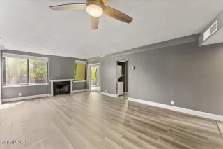 Photo #2: 250055416 Listing