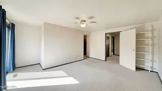 Photo #3: 250055421 Listing