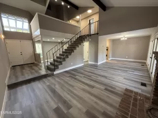 Photo #3: 250055436 Listing