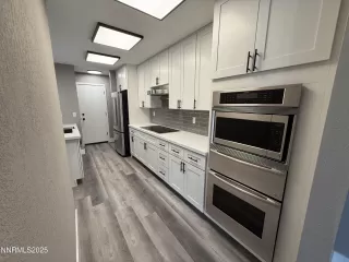 Photo #4: 250055436 Listing