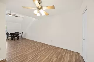 Photo #4: 250055487 Listing