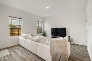 Photo #6: 250055526 Listing